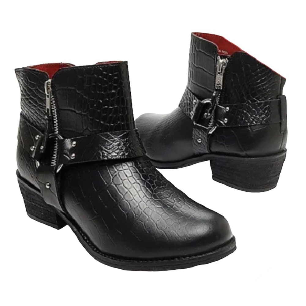ANTHROPOLOGIE Matisse Ezrah Black Leather Ankle Boot 8